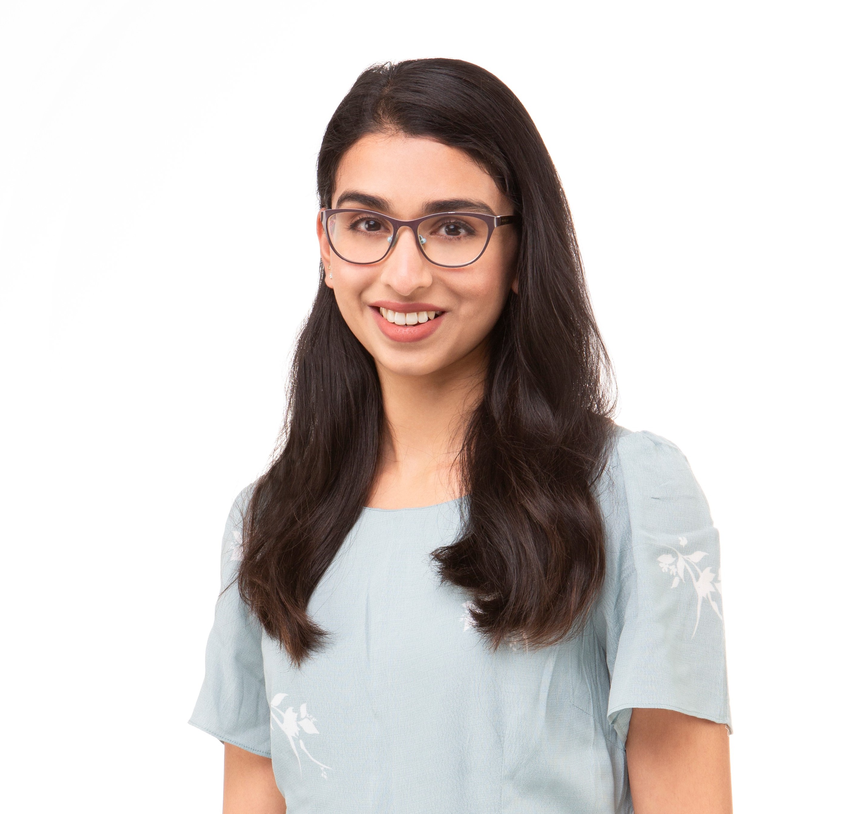 Dr. Veena Sapre (MD, CCFP, MGH, DCH, MBBS)